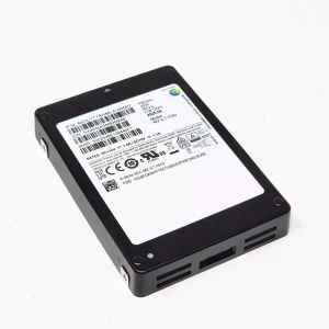 Samsung MZILT7T6HMLA-00007 PM1643 7.68Tb SAS 12Gbps 2.5Inch SSD